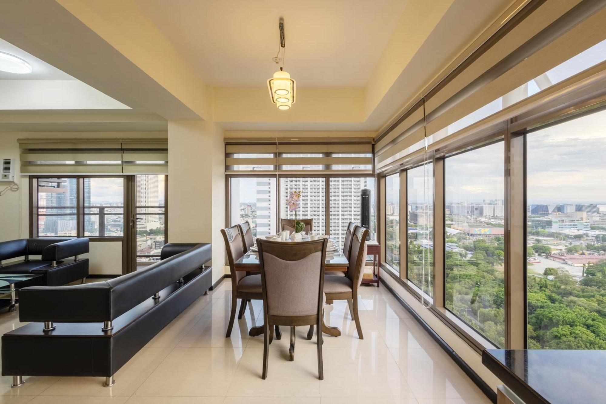 Two-Bedroom Apartment with Sea View