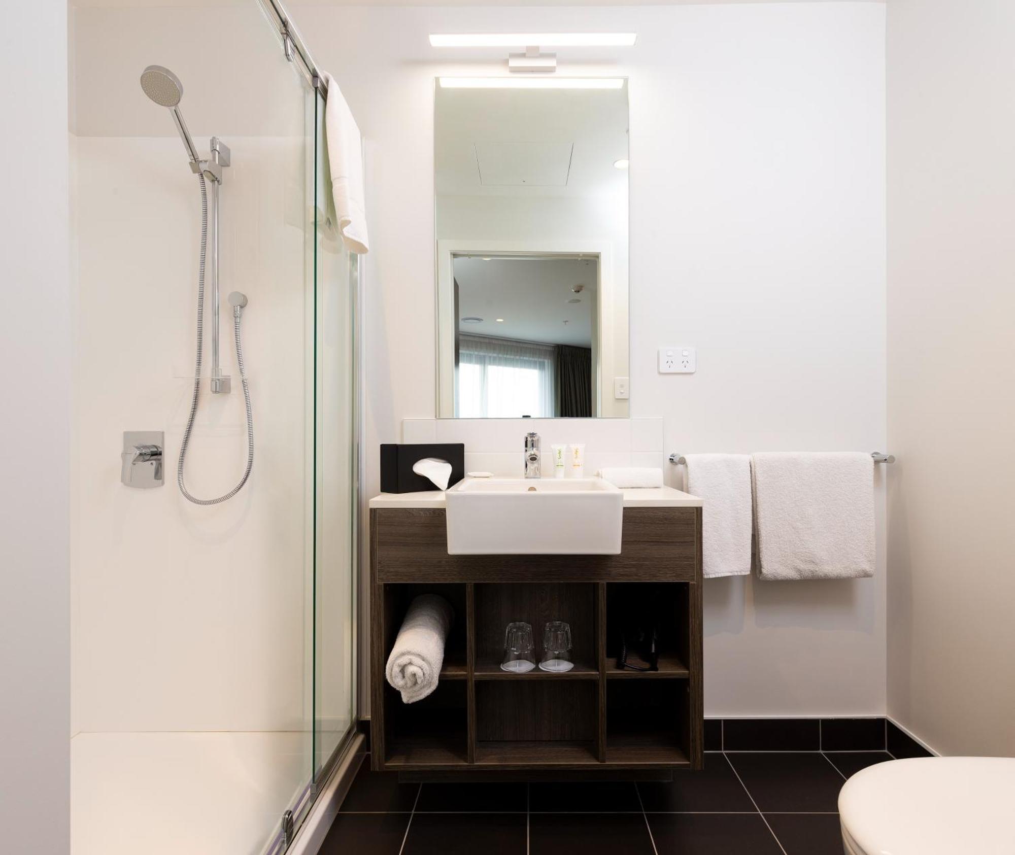 One-Bedroom Apartment,1695743890:JPEG