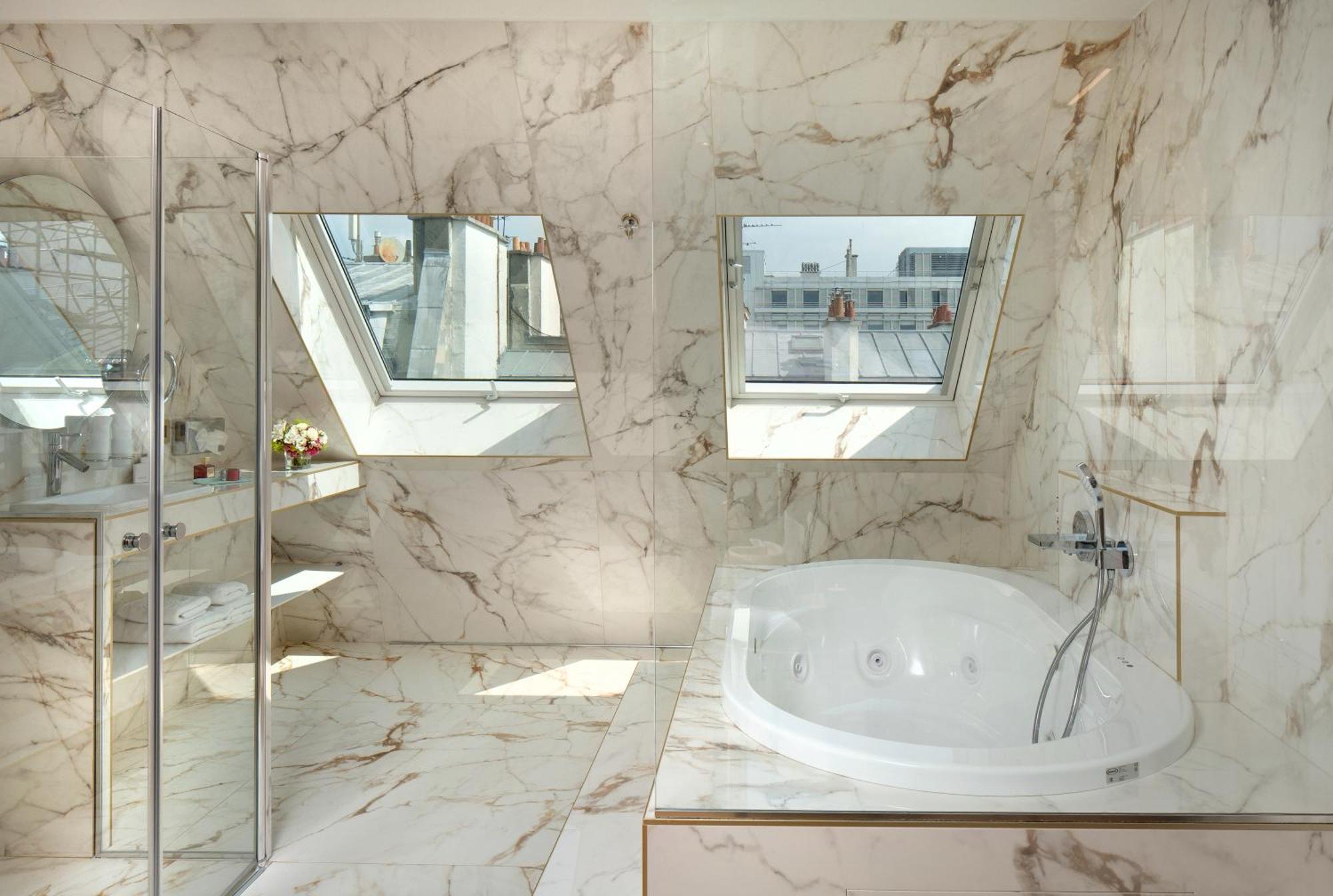 Junior Suite Jacuzzi Balcony