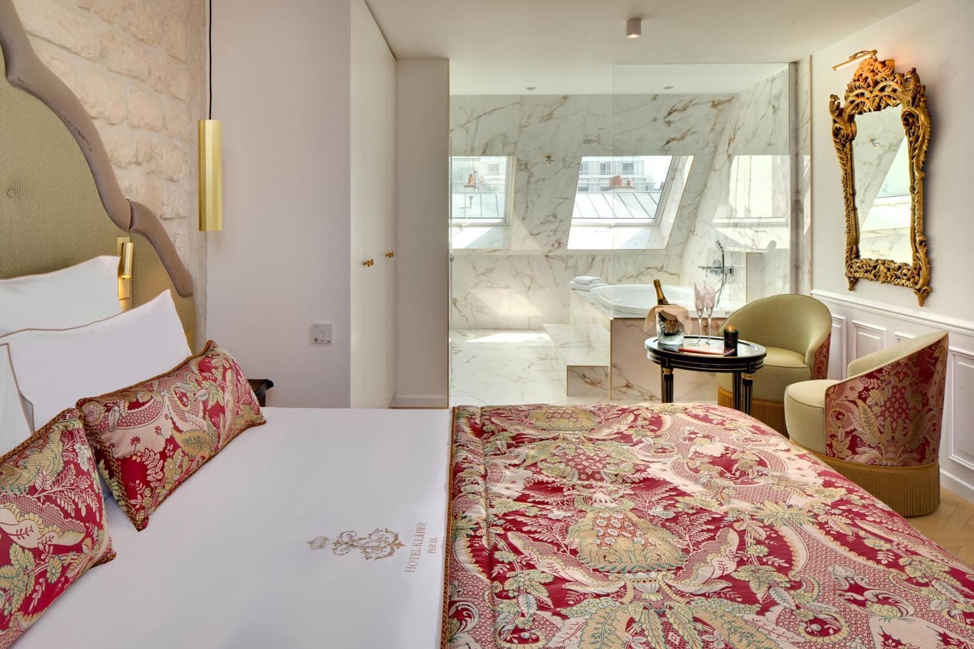 Junior Suite Jacuzzi Balcony