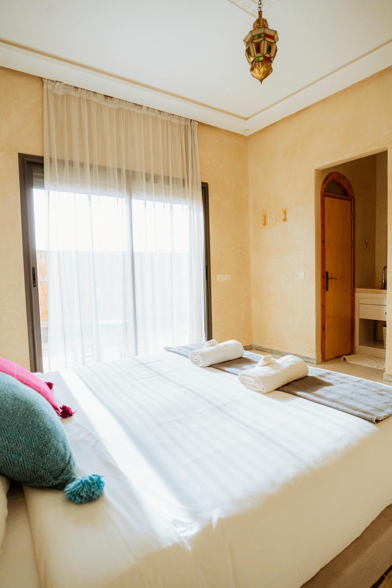 Habitación Doble con vistas a la piscina