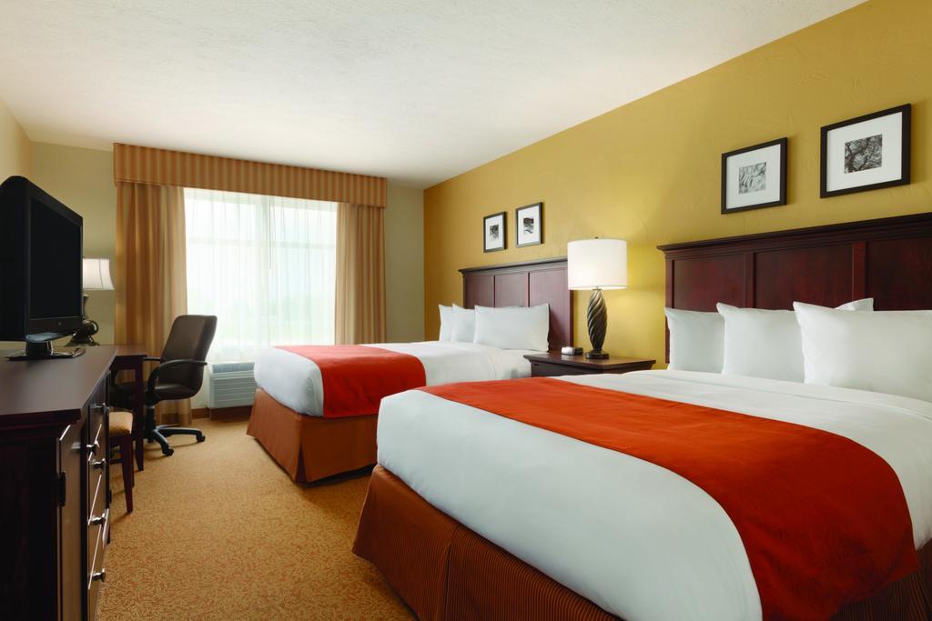Queen Room with Two Queen Beds - Disability Access/Non-Smoking