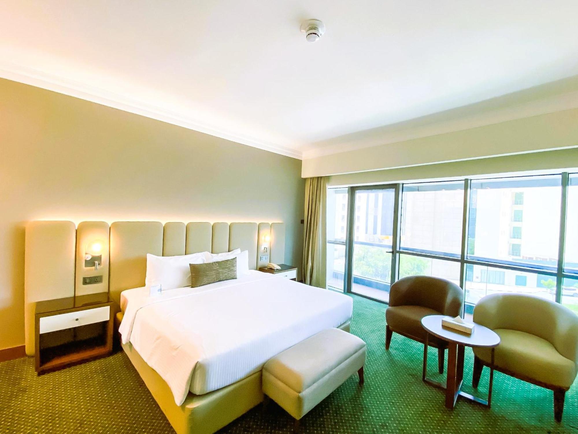 Deluxe King Room
