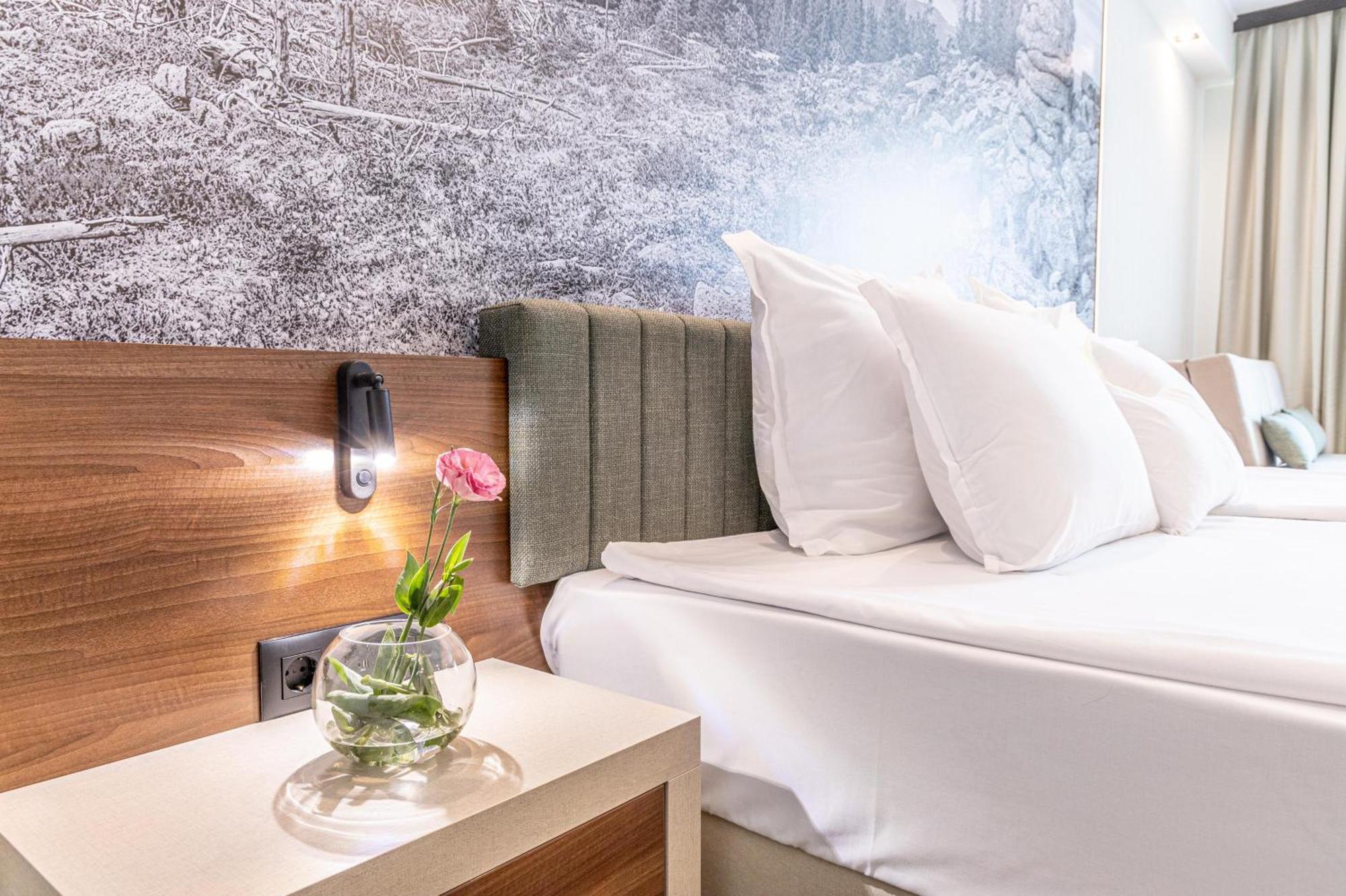 Deluxe Room without Balcony - Free Spa Access