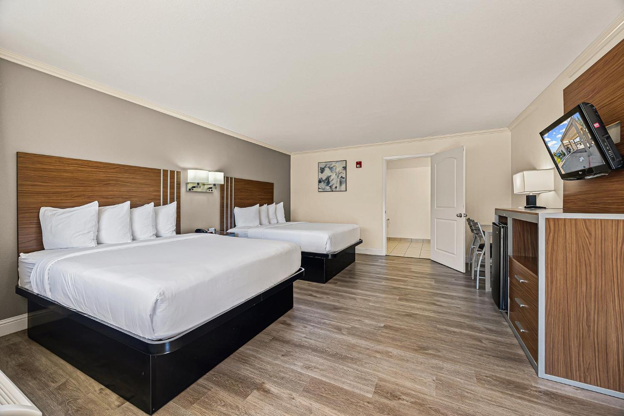 Queen Room with Two Queen Beds