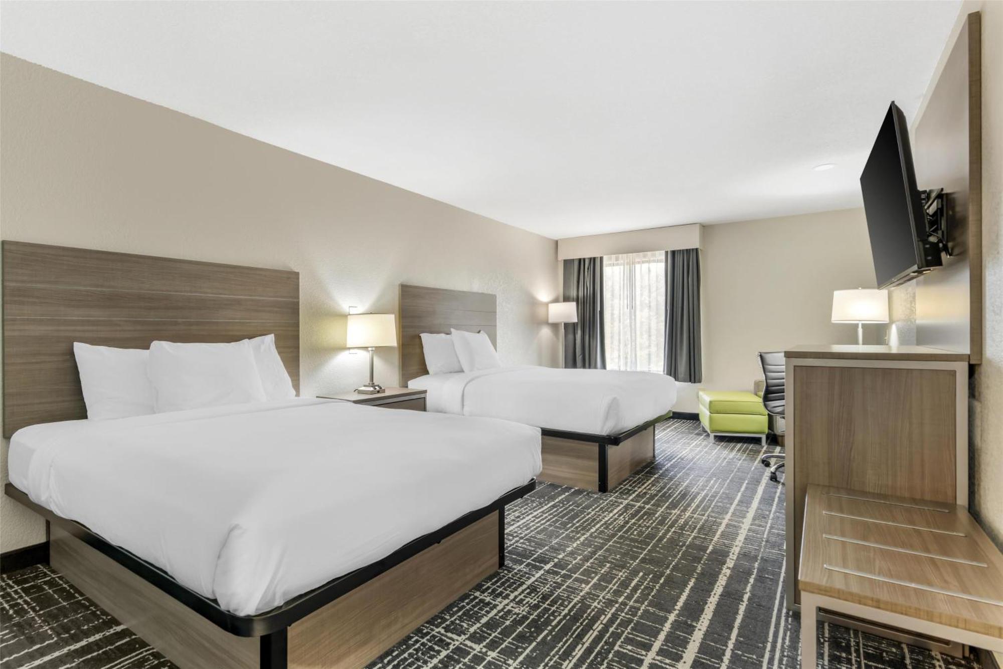 Queen Room with Two Queen Beds - Non-Smoking