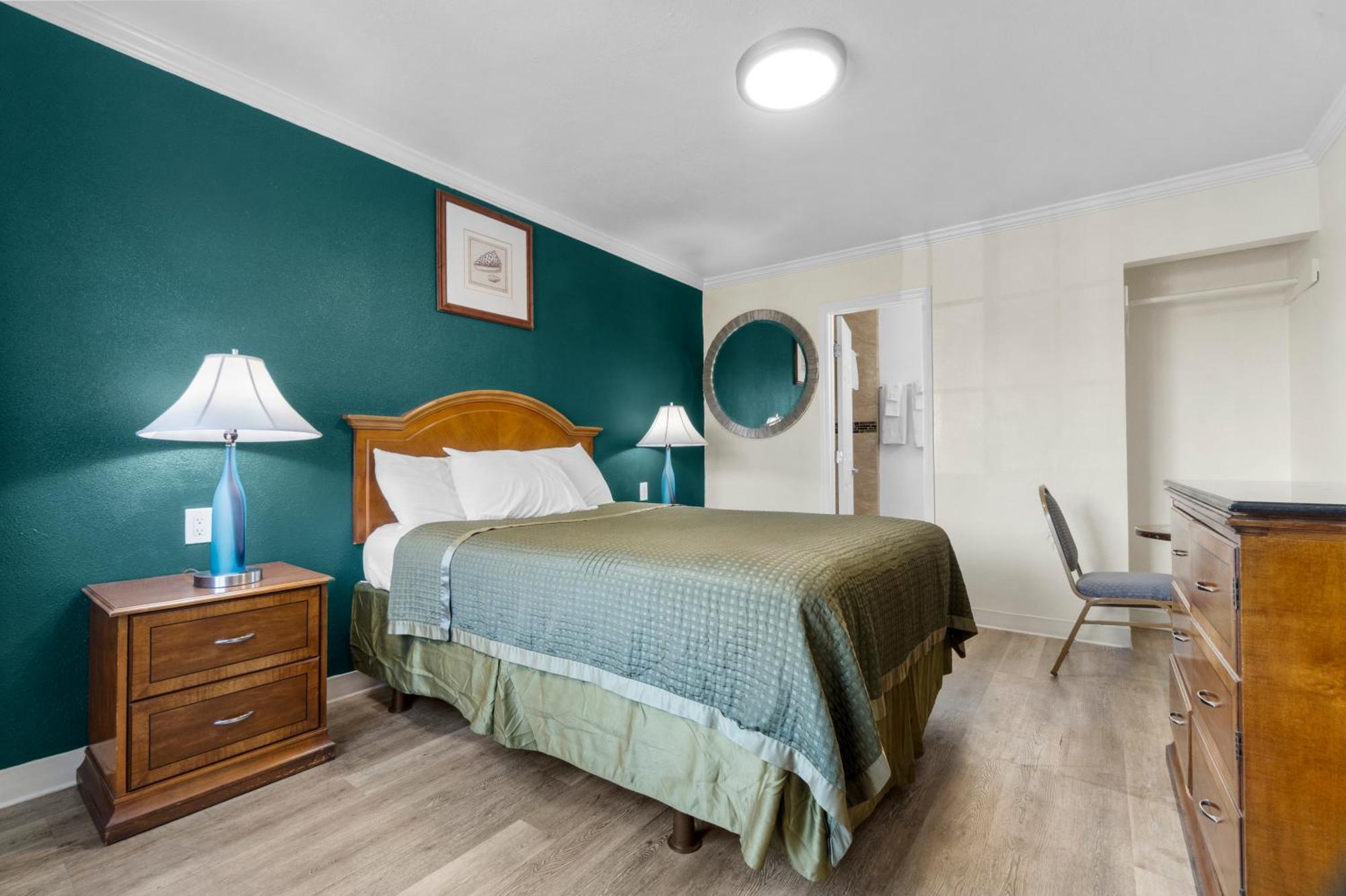 Queen Room