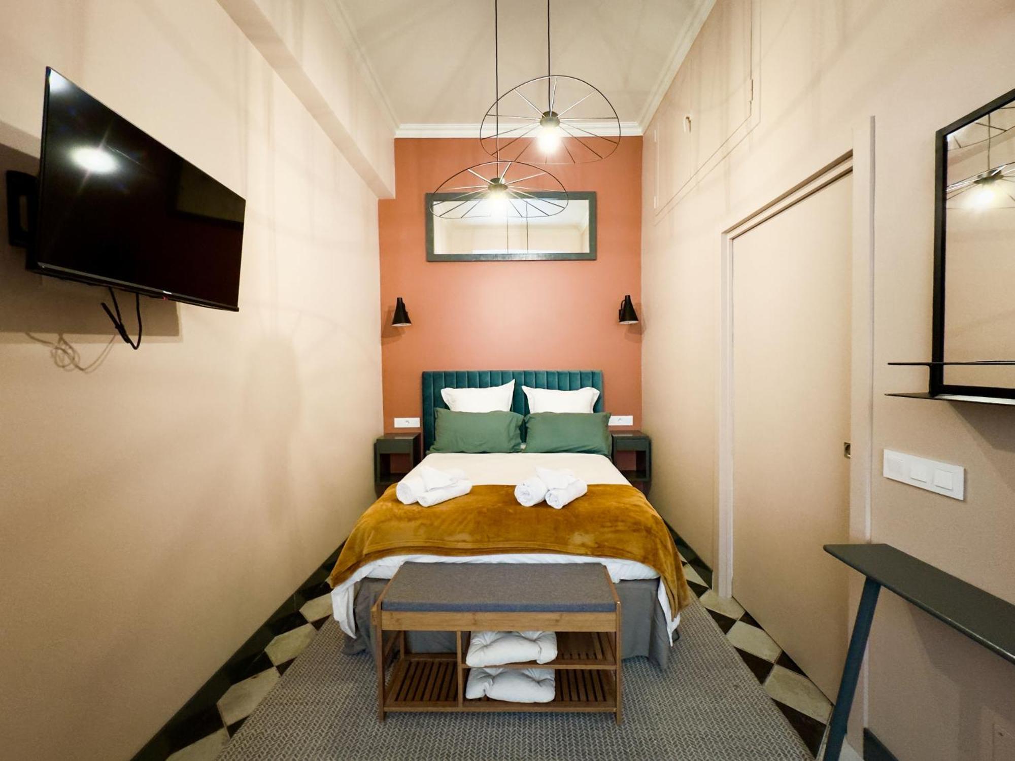 Suite,1699483619:JPEG