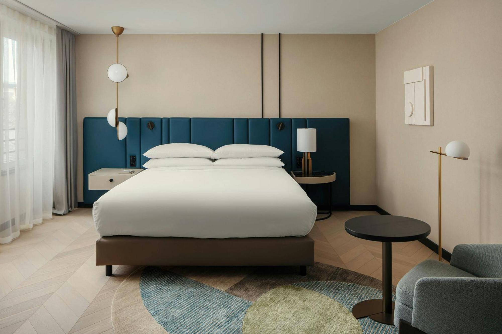 Deluxe Zimmer mit Kingsize-Bett