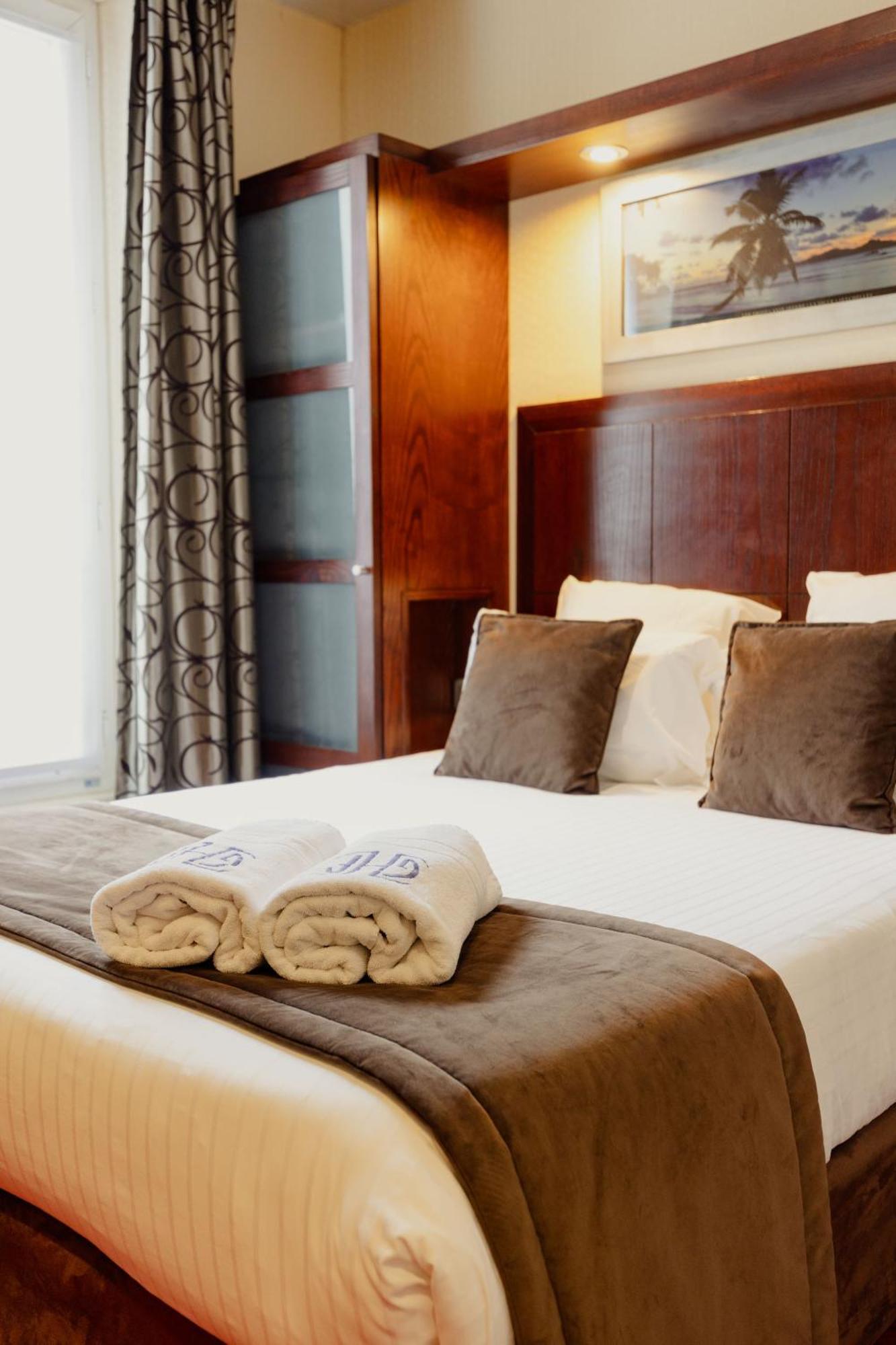 Queen Room Balcony