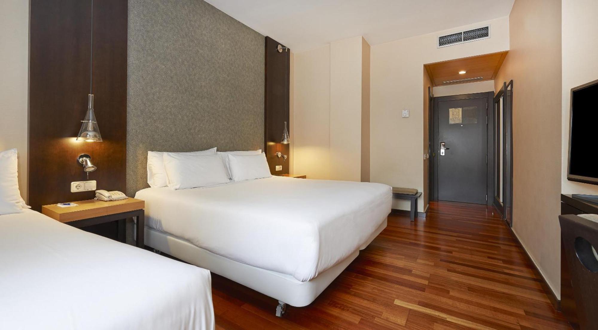 Quarto Standard com Cama de Casal ou 2 de Solteiro