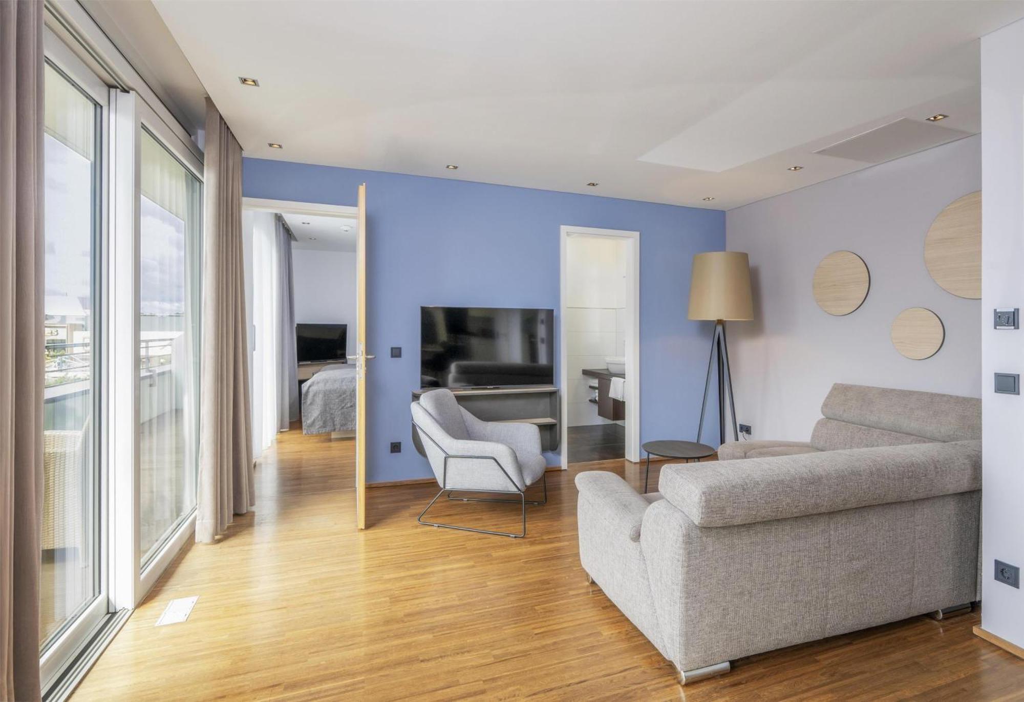 Three-Room Apartment Double Bed Balcony Non-Smoking,1697815138:JPEG