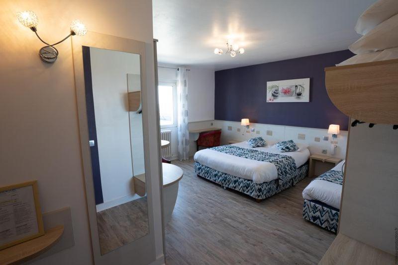 Triple Room with Sea View - Disability Access