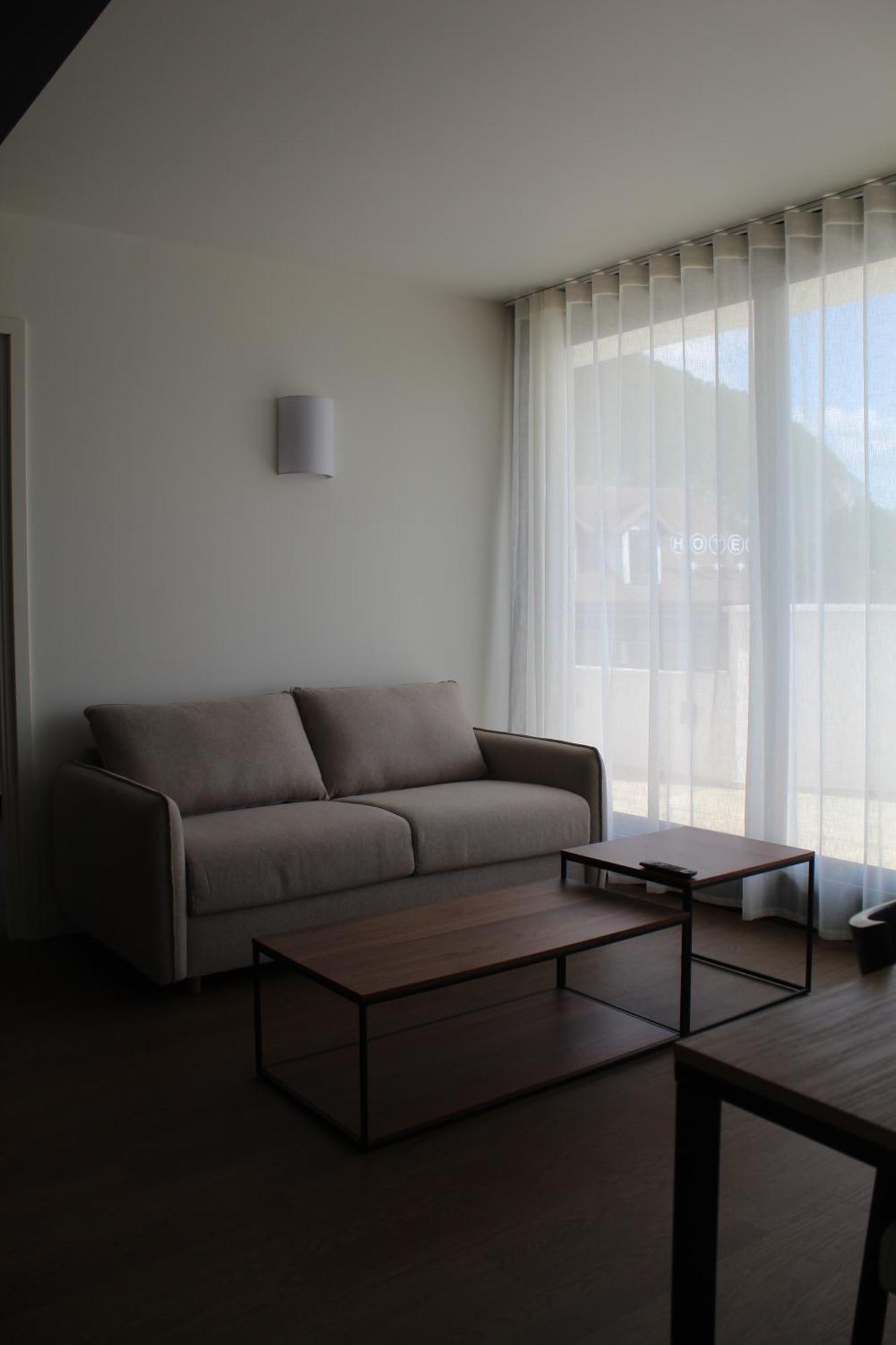 Deluxe Suite Lake View