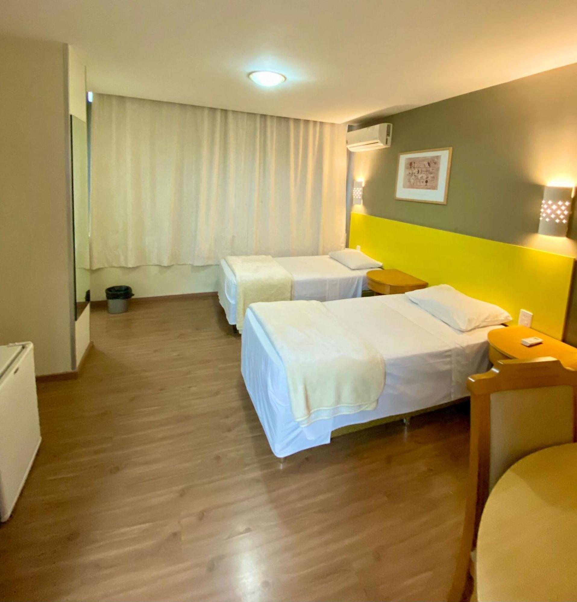 Quarto Standard com 2 Camas de Solteiro
