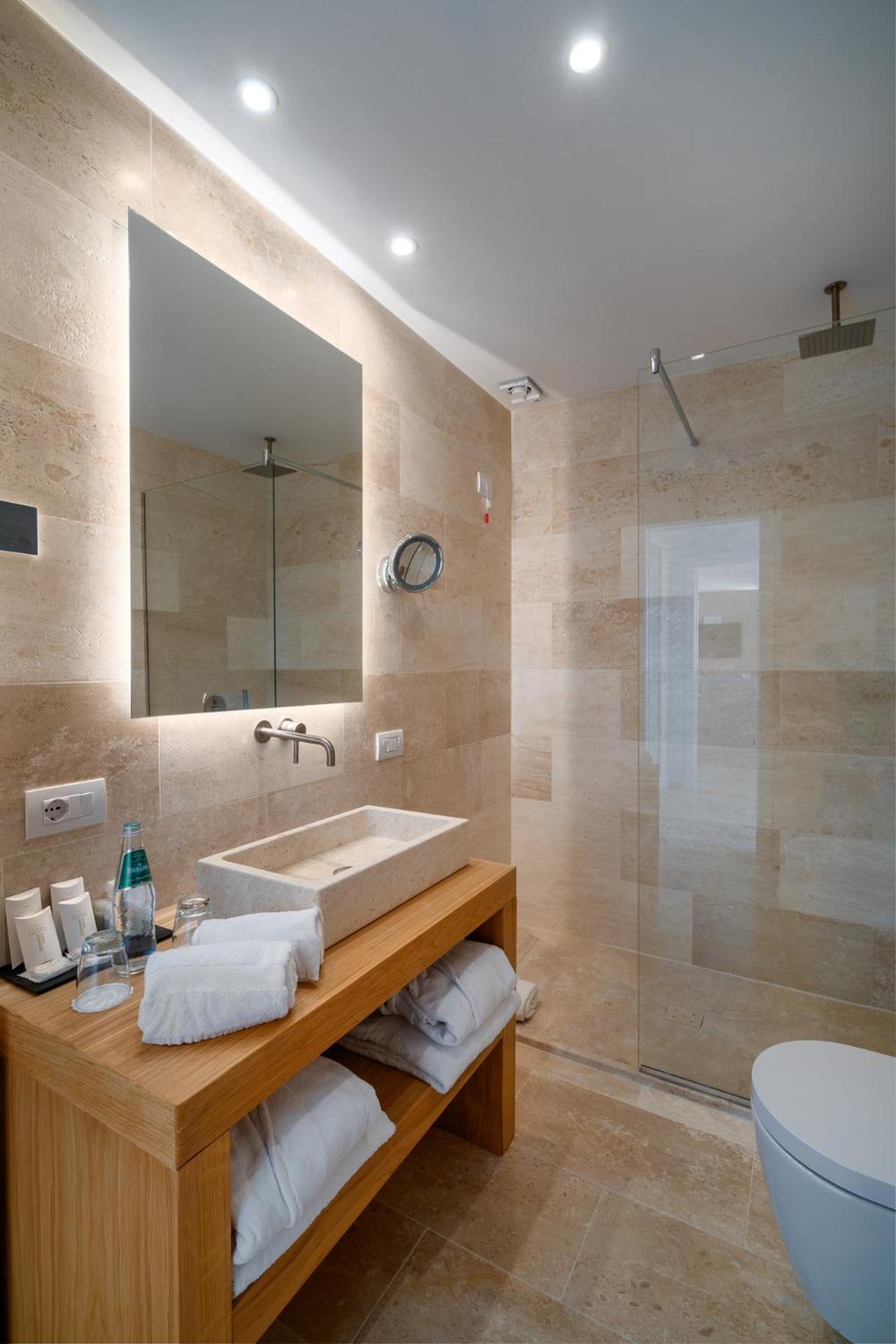 Suite with Sea View
