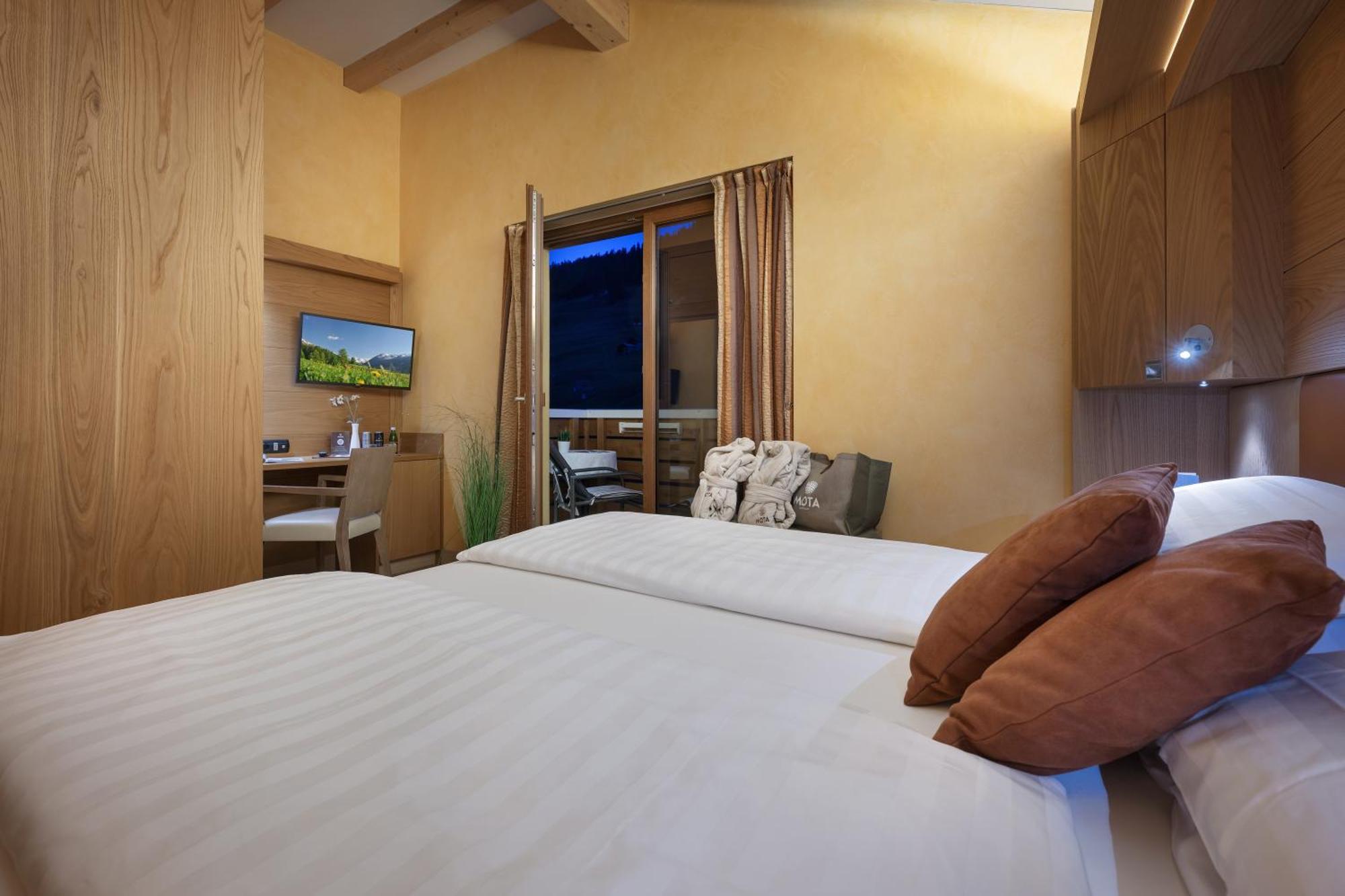 Two-Bedroom Suite