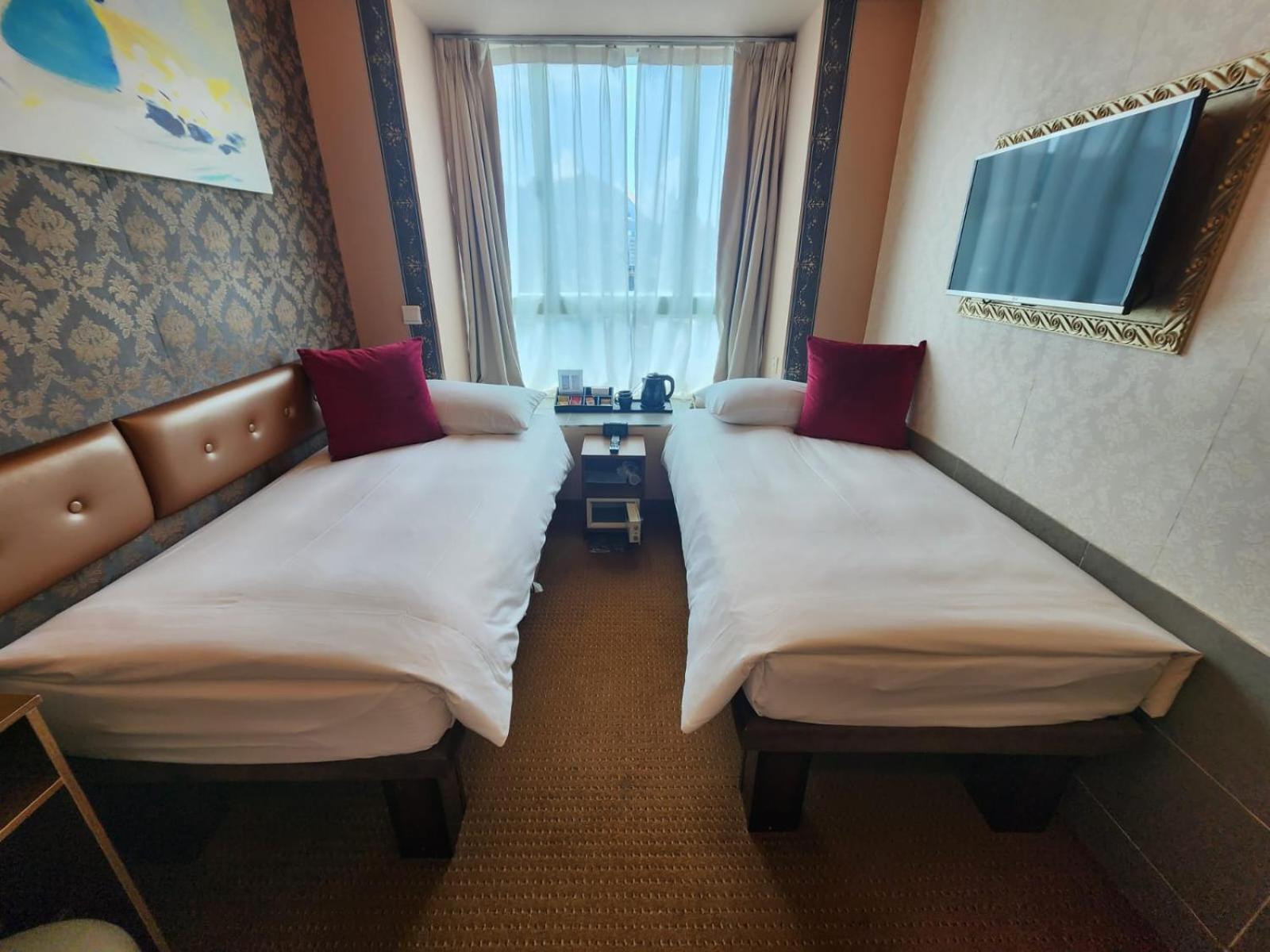 Deluxe Double or Twin Room