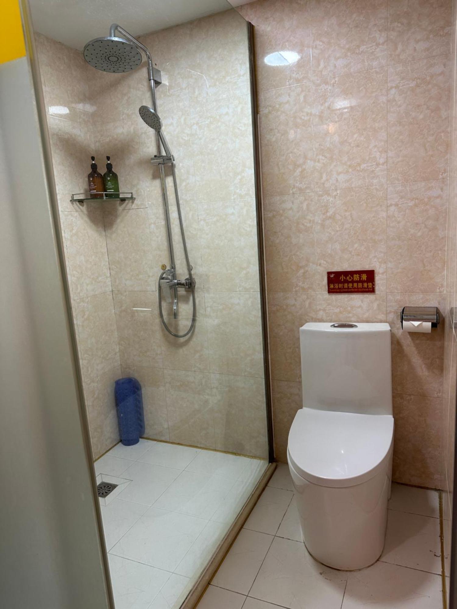 Single Room (No Window),1697935546:JPEG