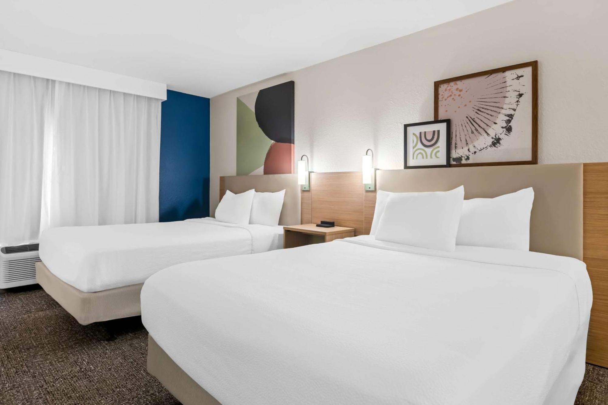 Queen Room with Two Queen Beds