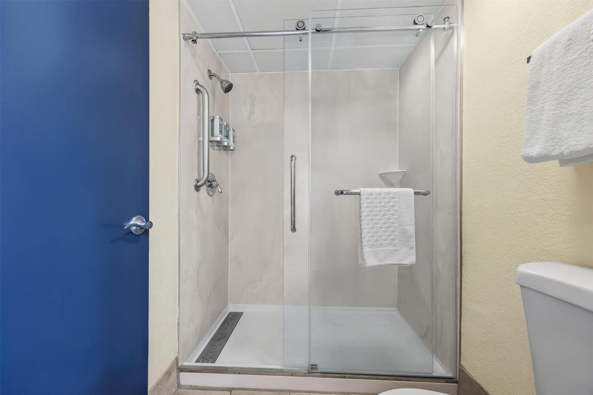 Doppelzimmer mit 2 Doppelbetten
