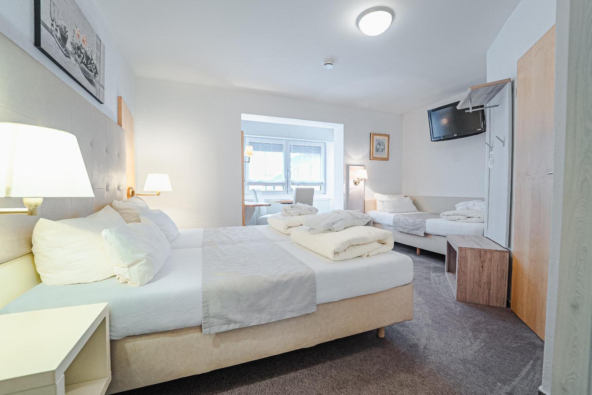 Dreibettzimmer