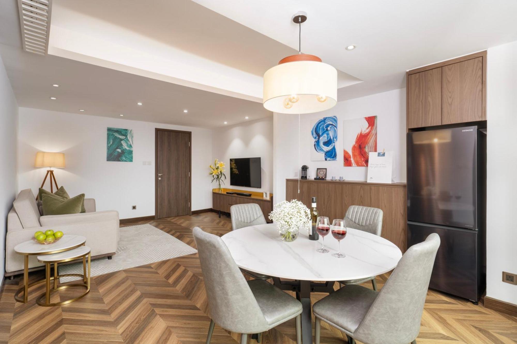 Luxury One-Bedroom Apartment