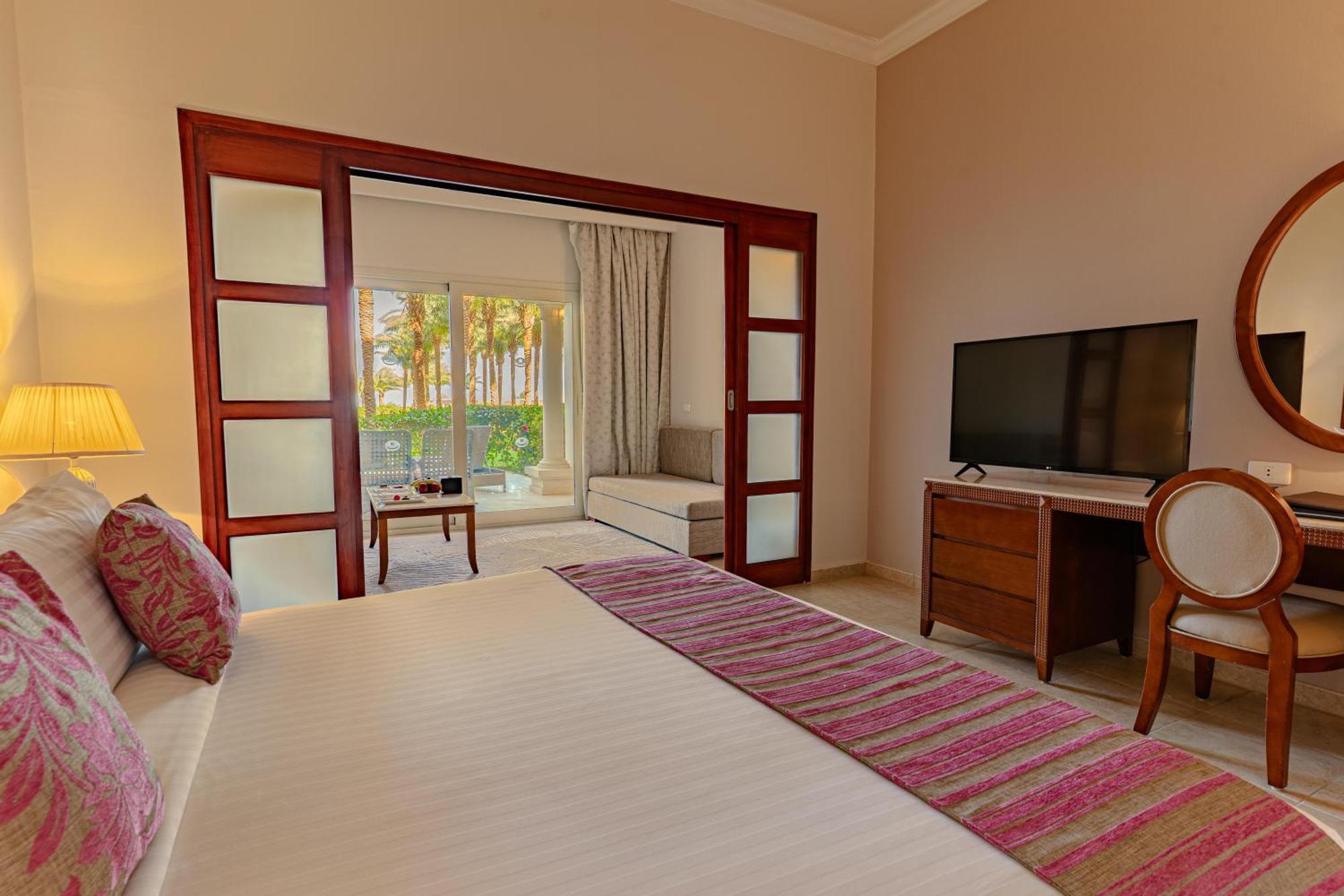 Family Suite,1698066733:JPEG
