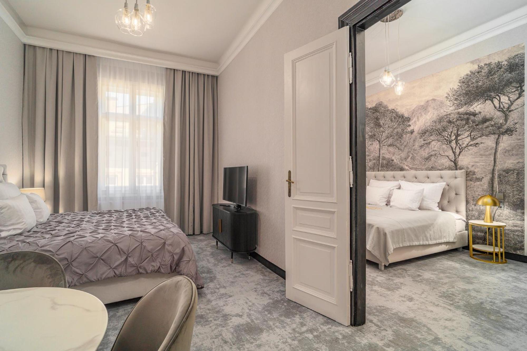 Superior Apartment