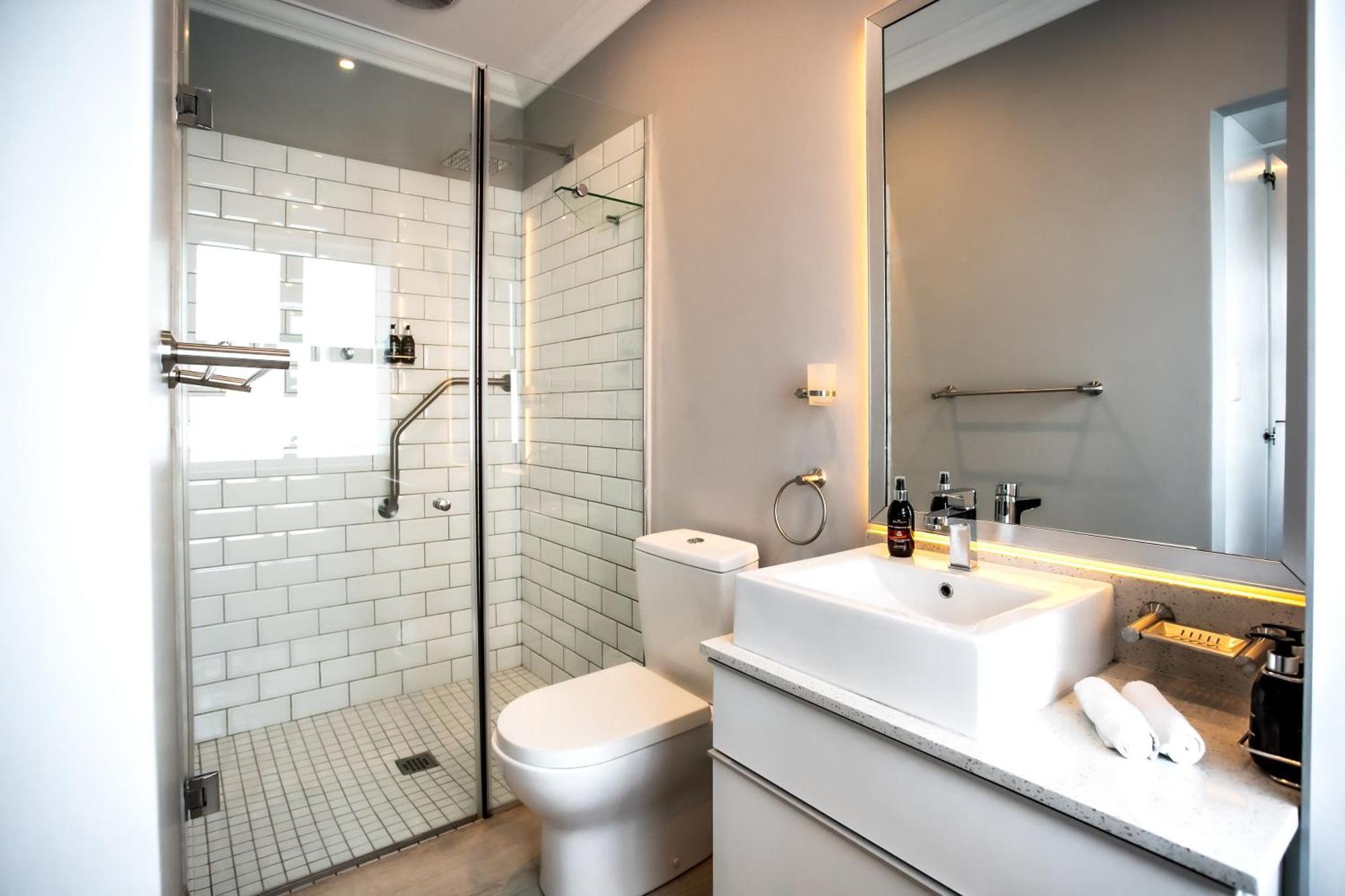 Double Room,1698532465:JPEG