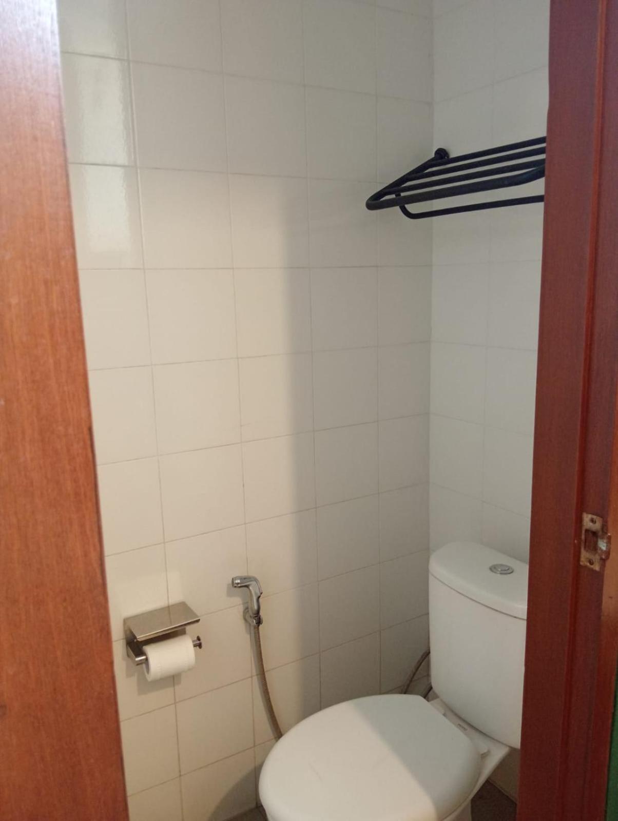 Kamar Asrama Campur