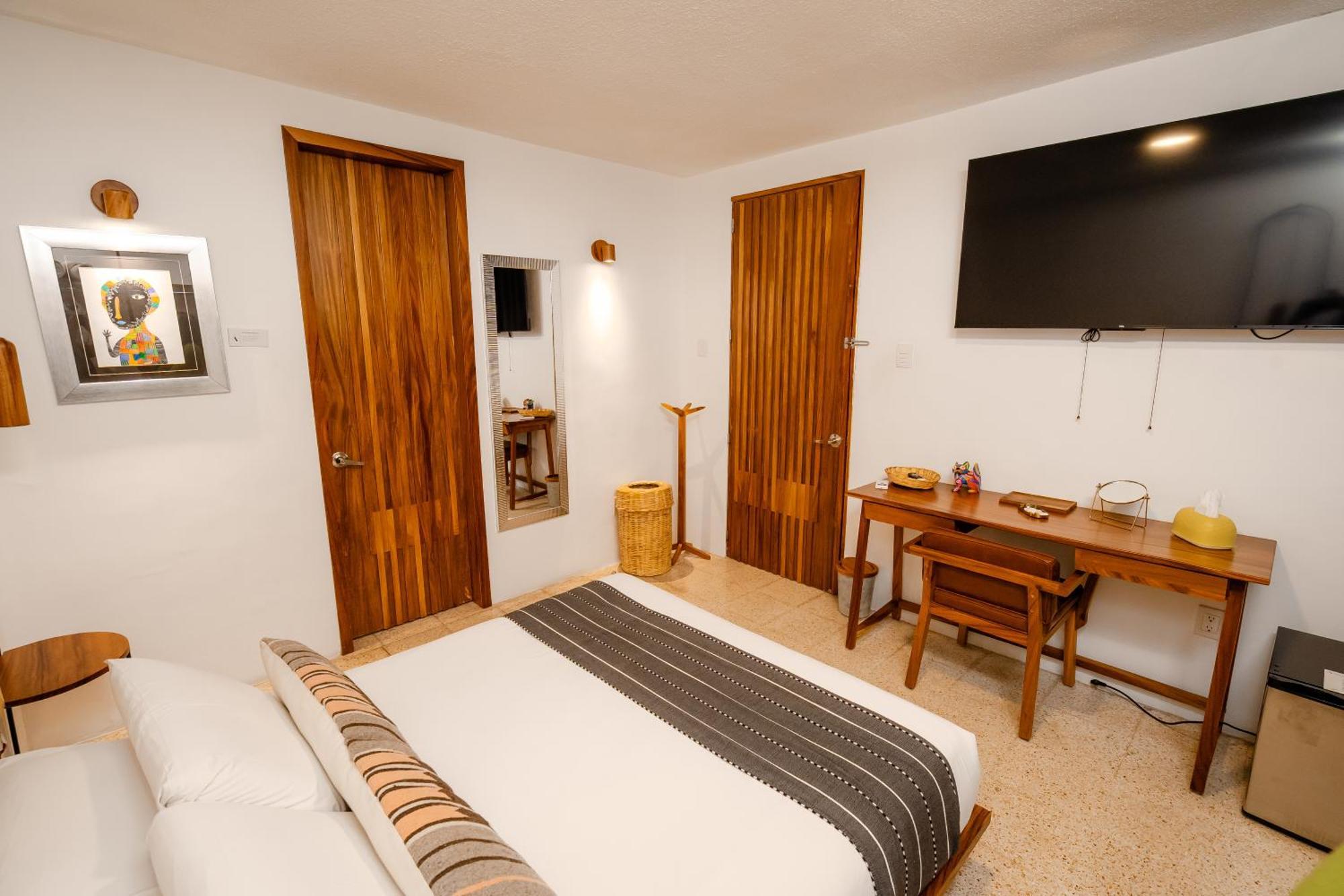 Queen Room