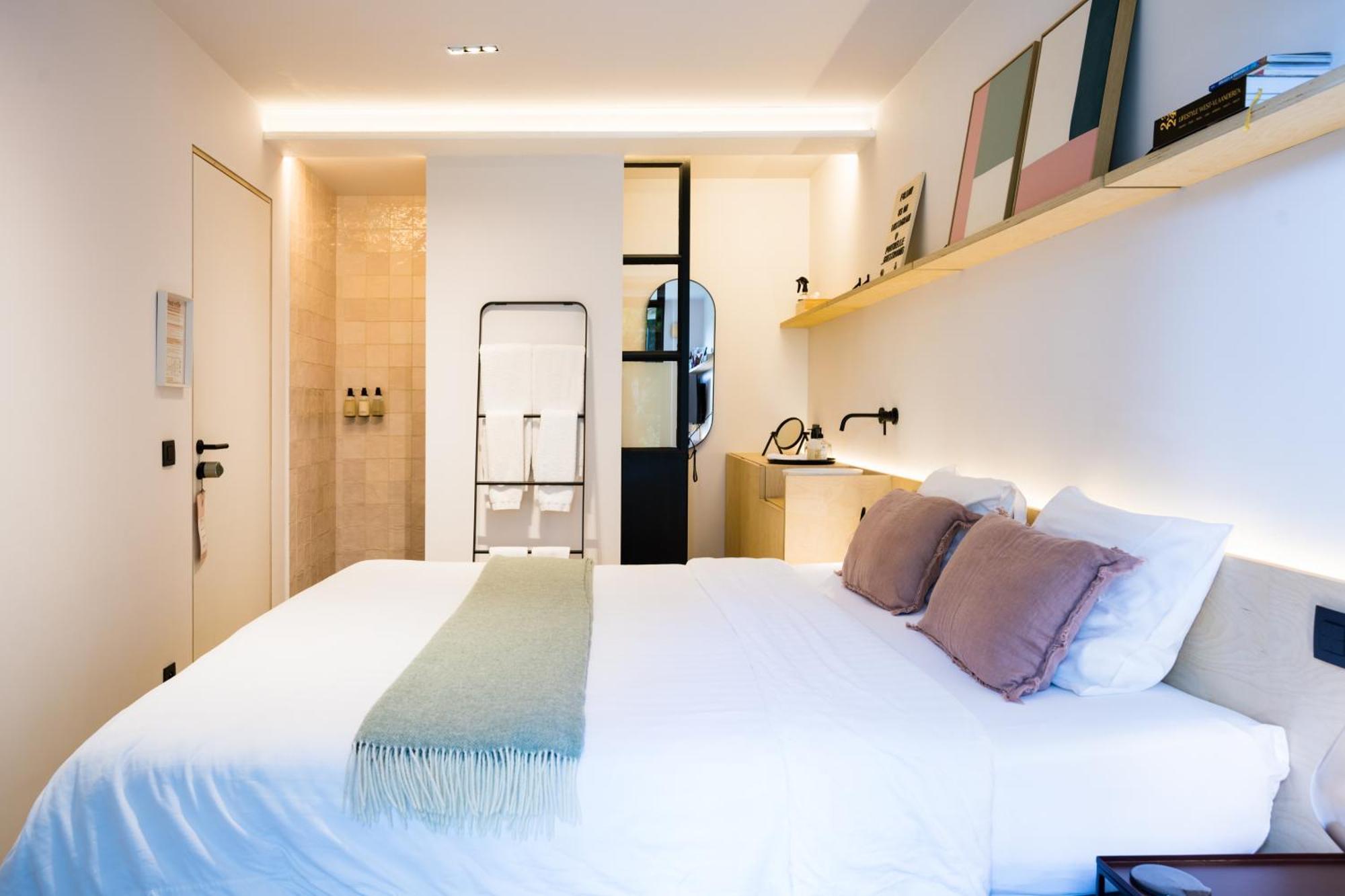 Standard Double or Twin Room Garden View