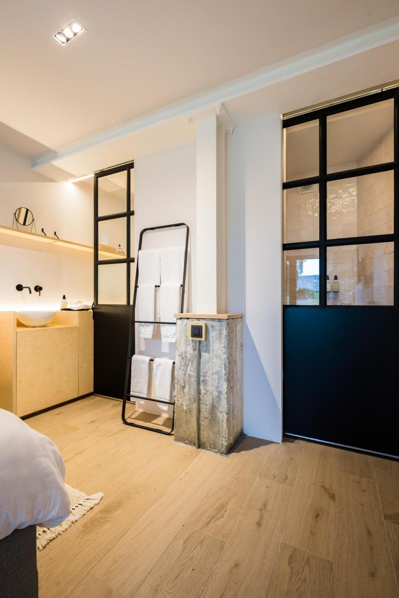 Double or Twin Room Garden View