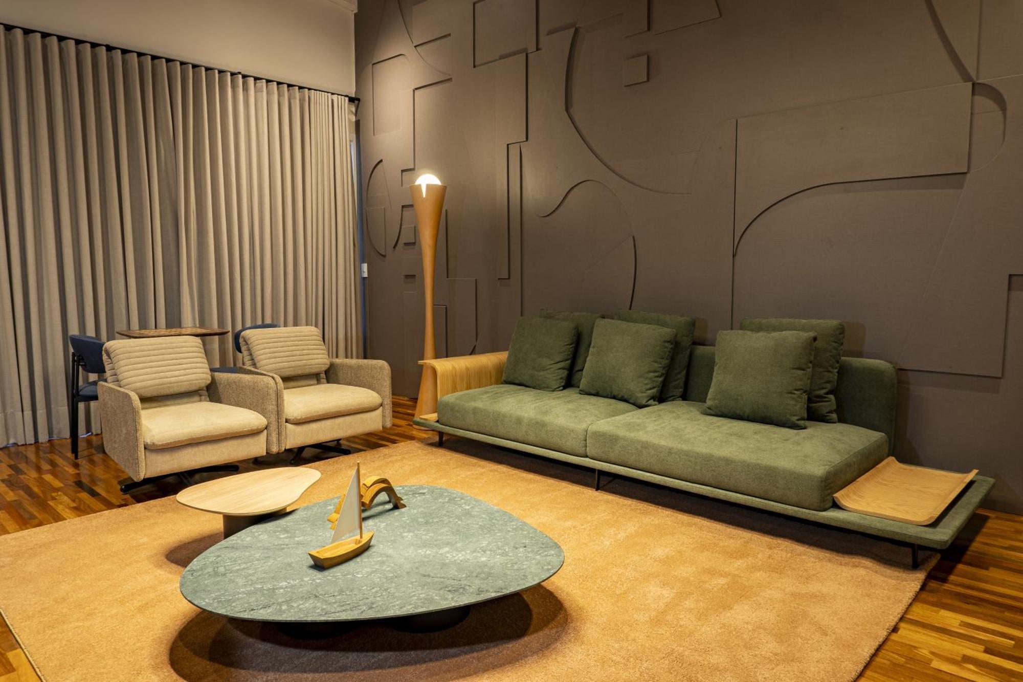 Superior King Suite