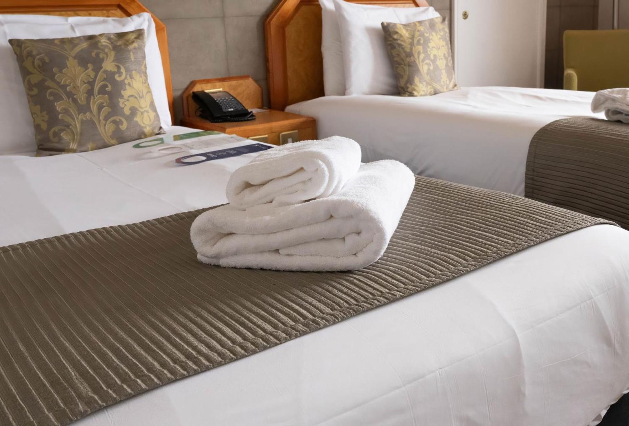 Double Room Single Bed