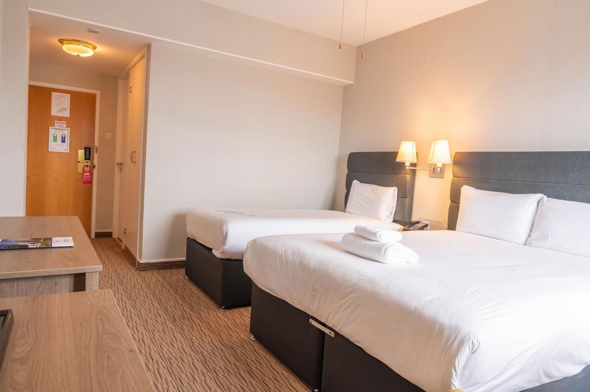 Double Room Single Bed