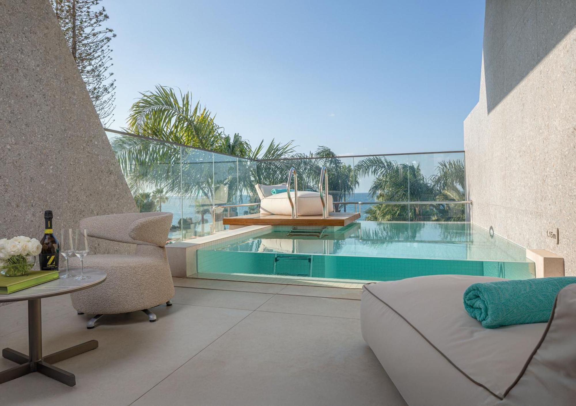 Junior Suite Upper Floor Private Pool