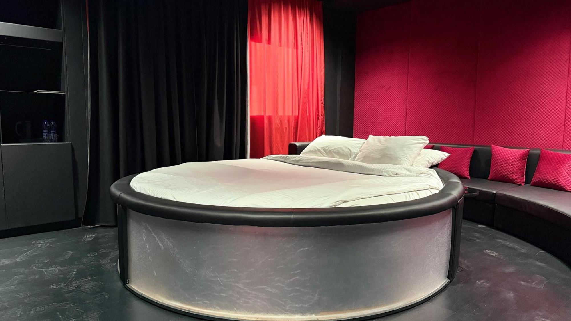 Honeymoon with Jacuzzi
