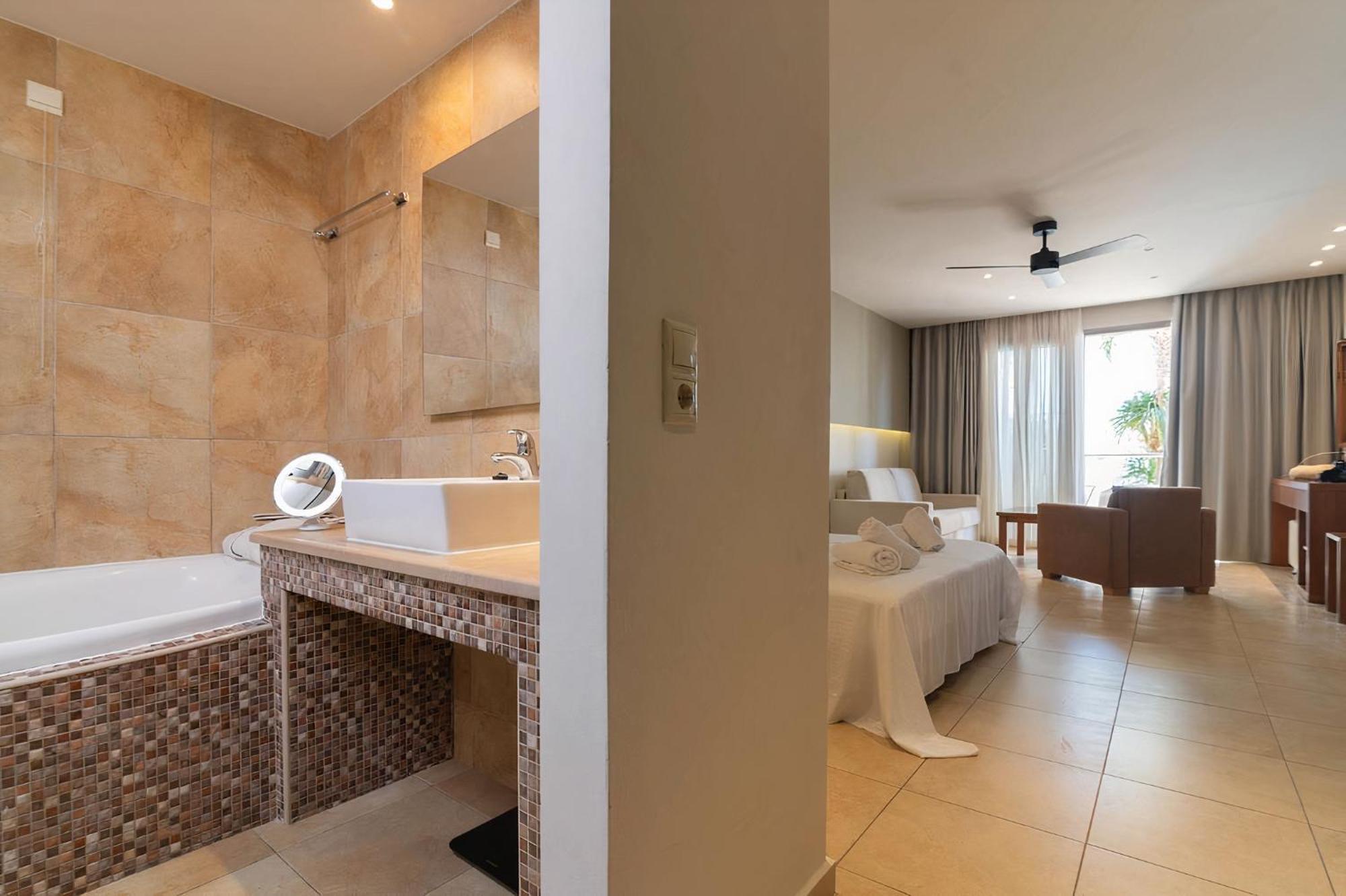 Junior Suite met Uitzicht op Zee