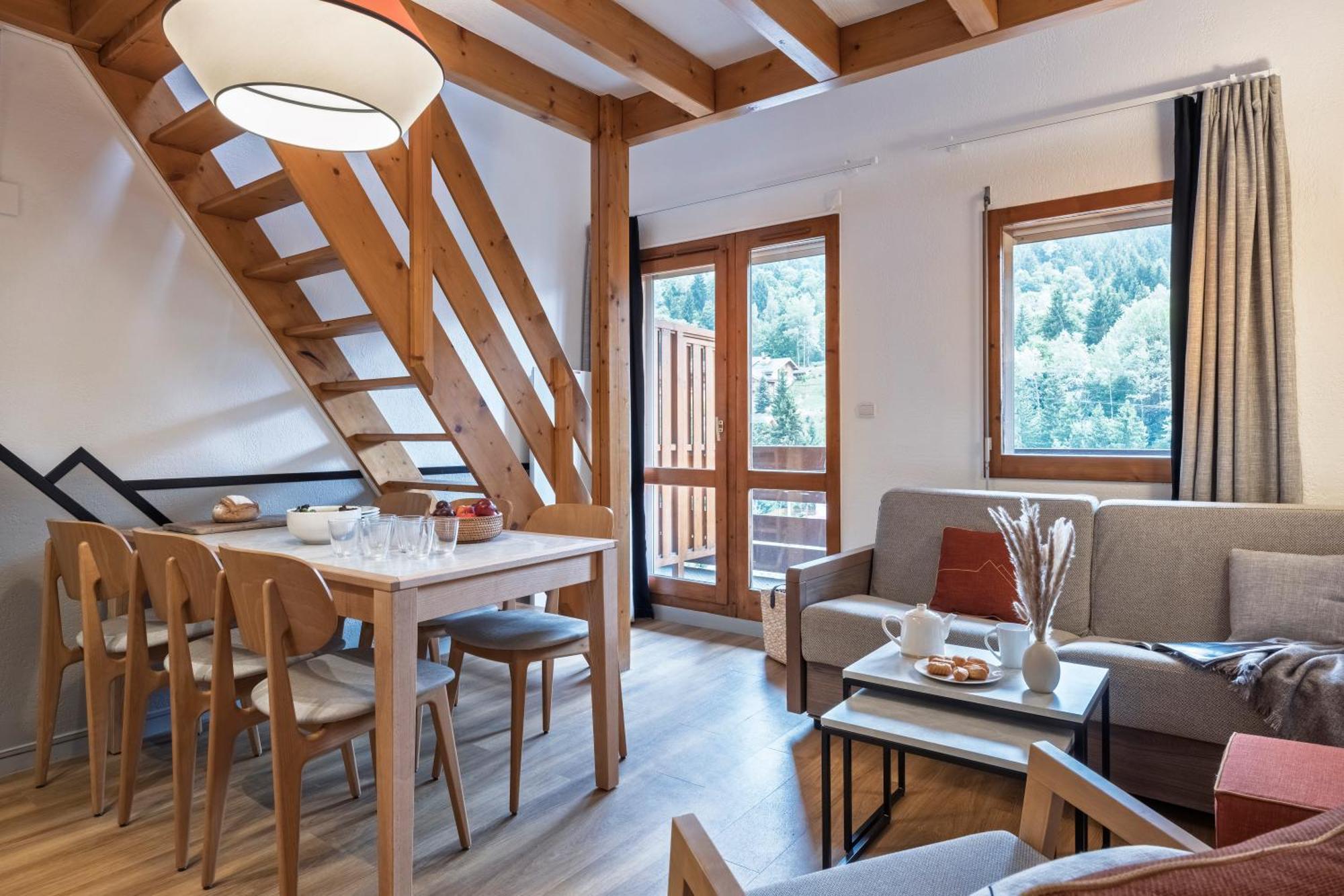 Superior Studio with Mezzanine and Sleeping Alcove (6 People)  - Mountain View