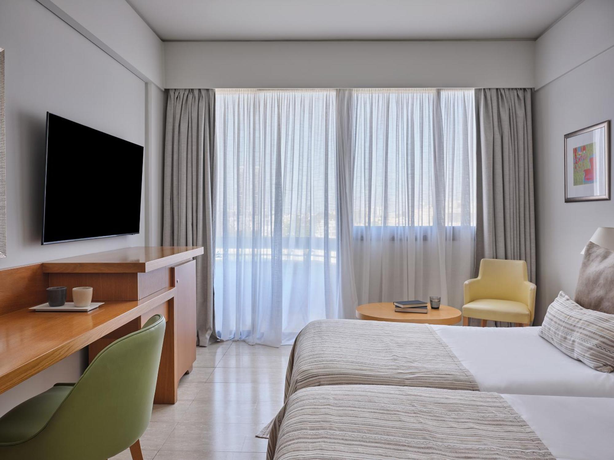 Double Room Pool View