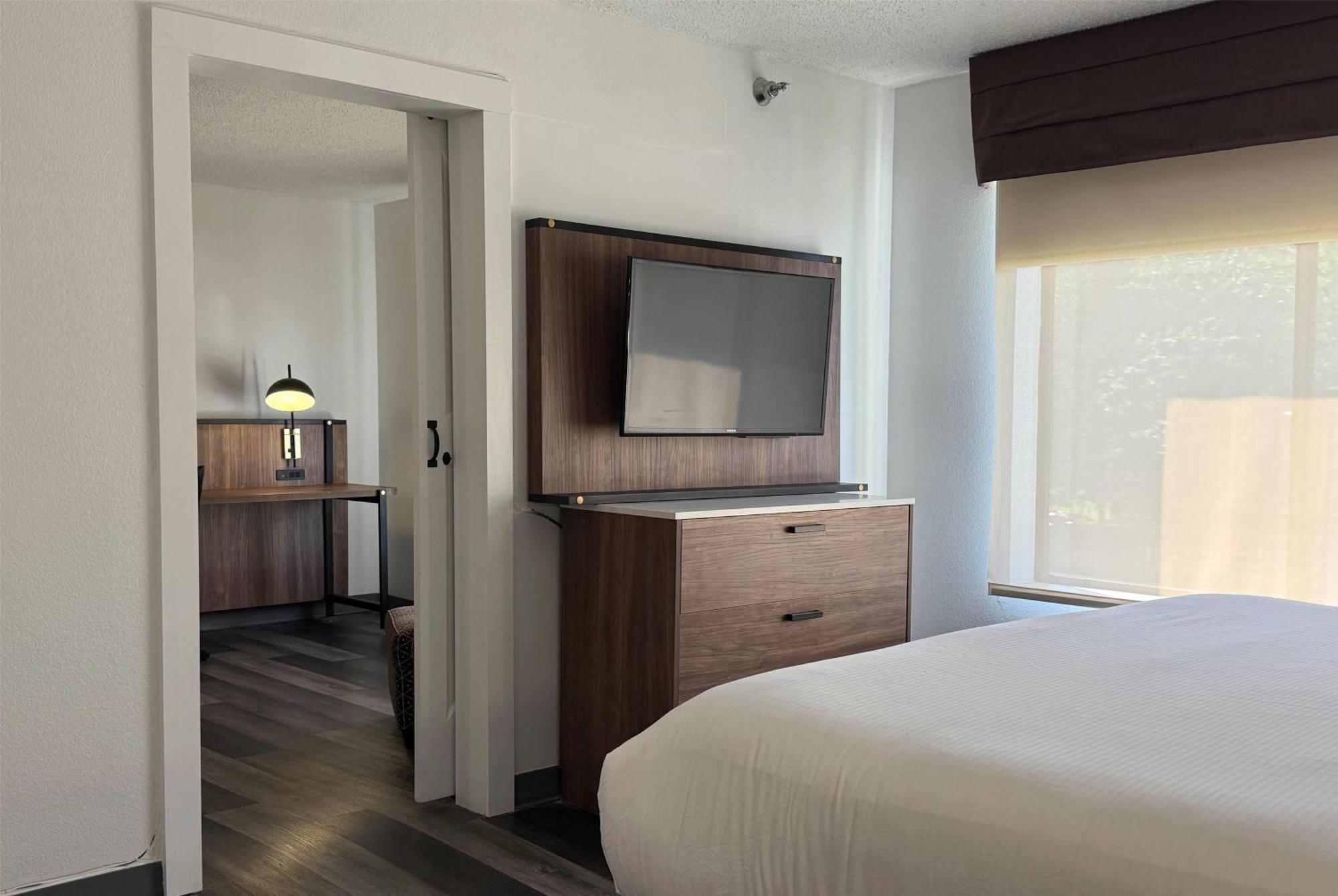Suíte Deluxe de 1 Quarto com Cama King-size - Não Fumantes