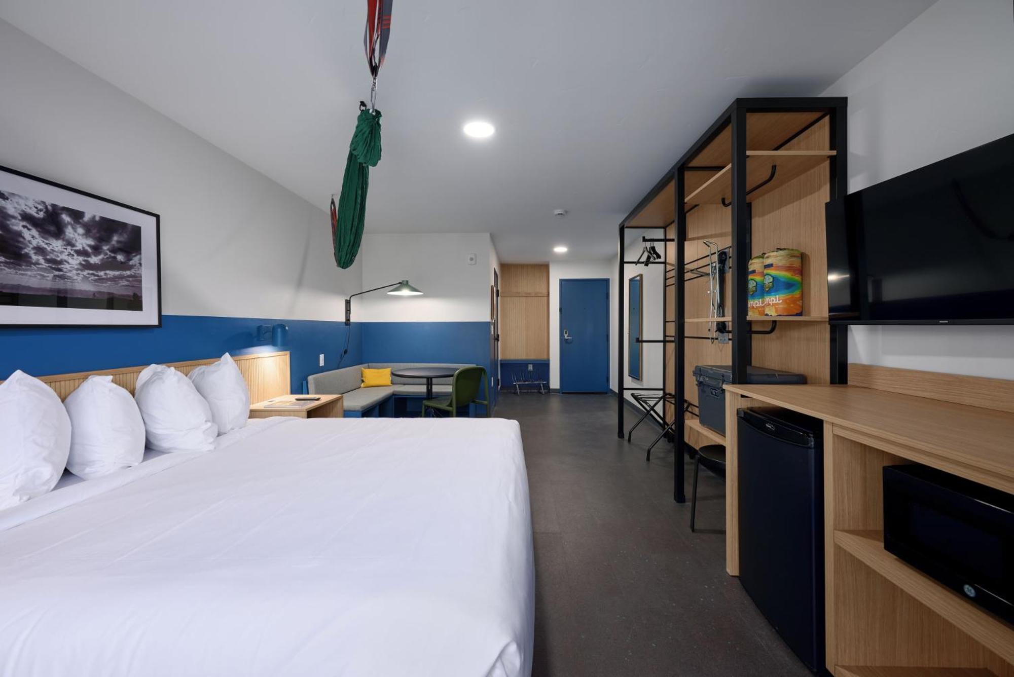 Deluxe Single Room with Balcony