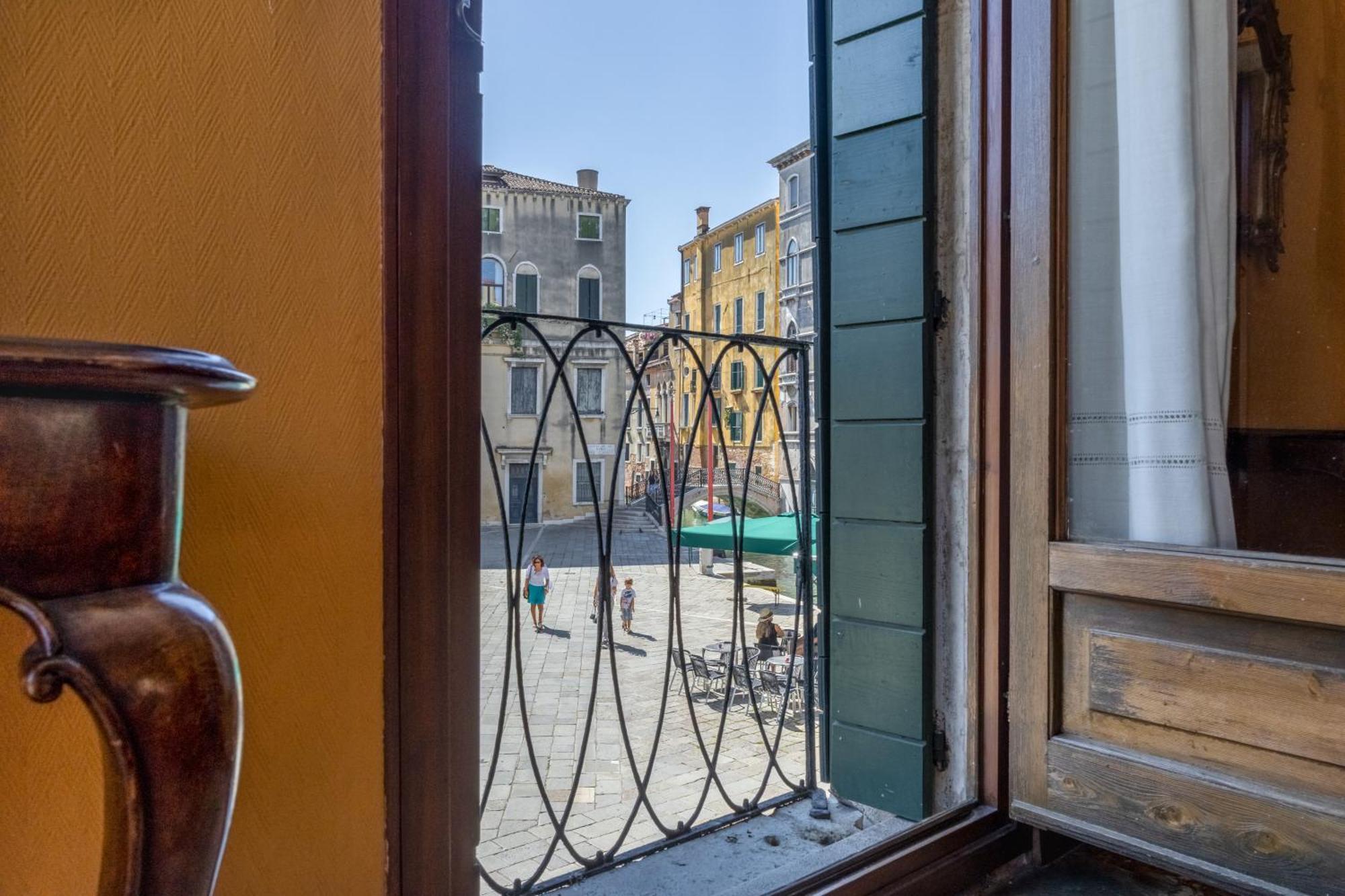 King Suite with Balcony