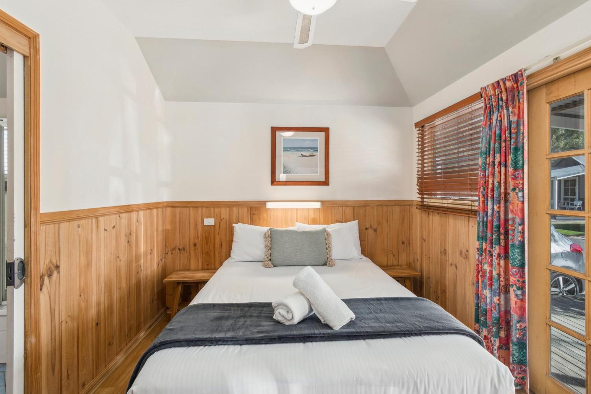 Deluxe Oceanfront Three-Bedroom Villa