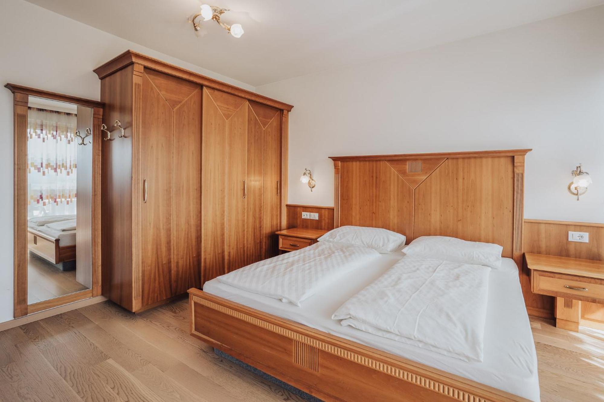 Double Room Mountain View