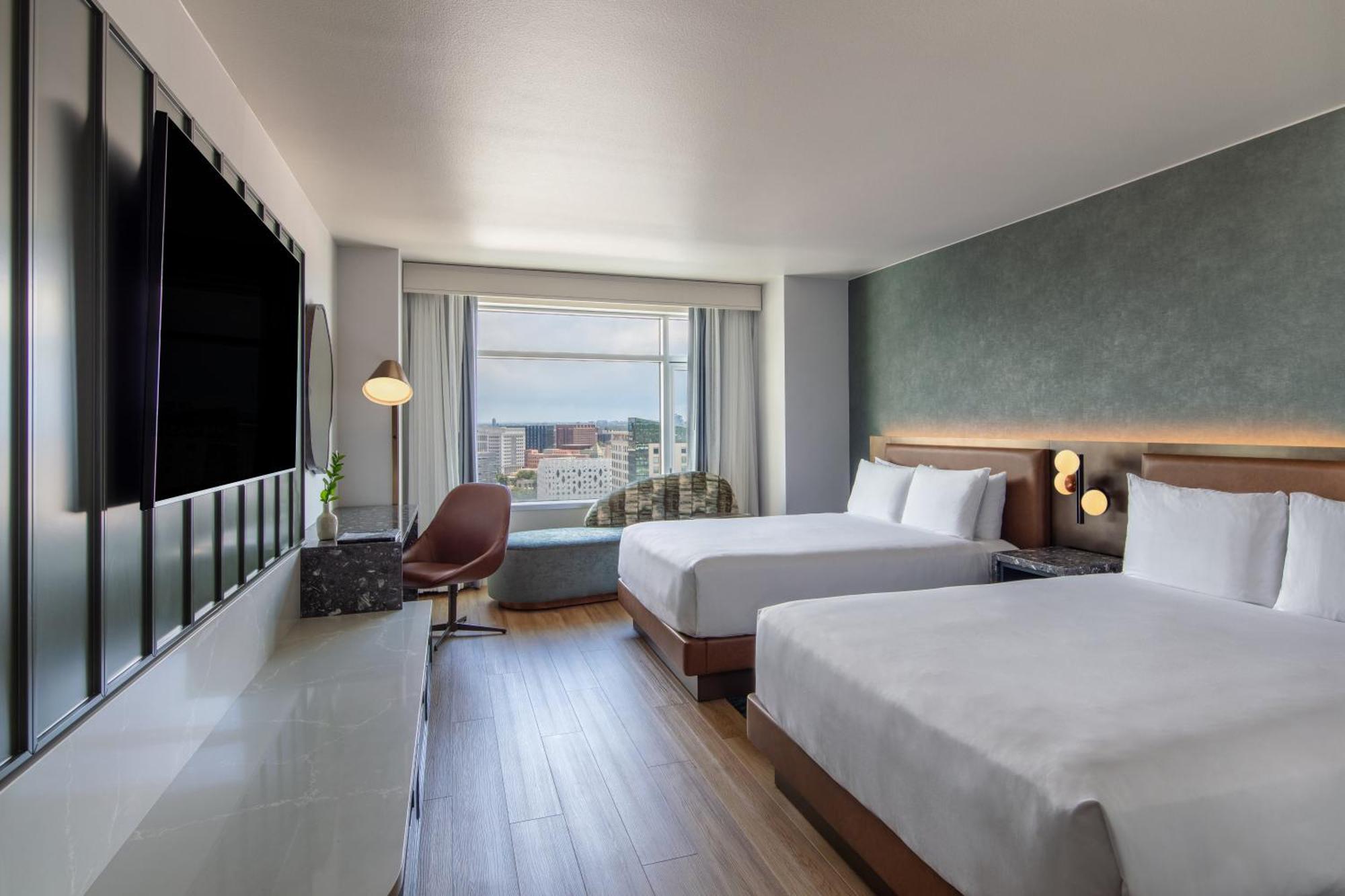 Chambre avec 2 Lits Queen-Size - Douche Accessible en Fauteuil Roulant - Accessible aux Personnes à Mobilité Réduite