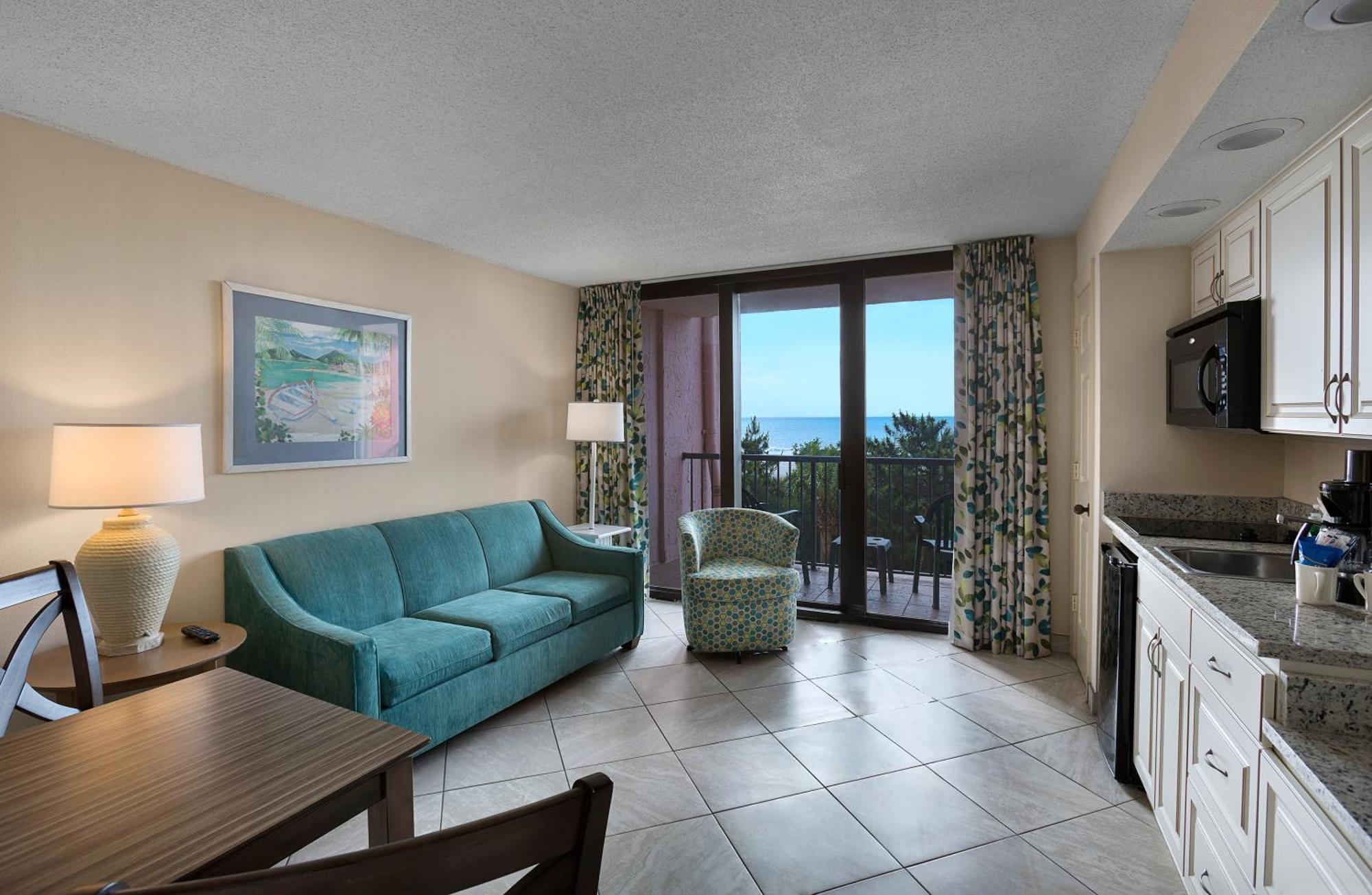 One-Bedroom Ocean Front Suite,1699001642:JPEG
