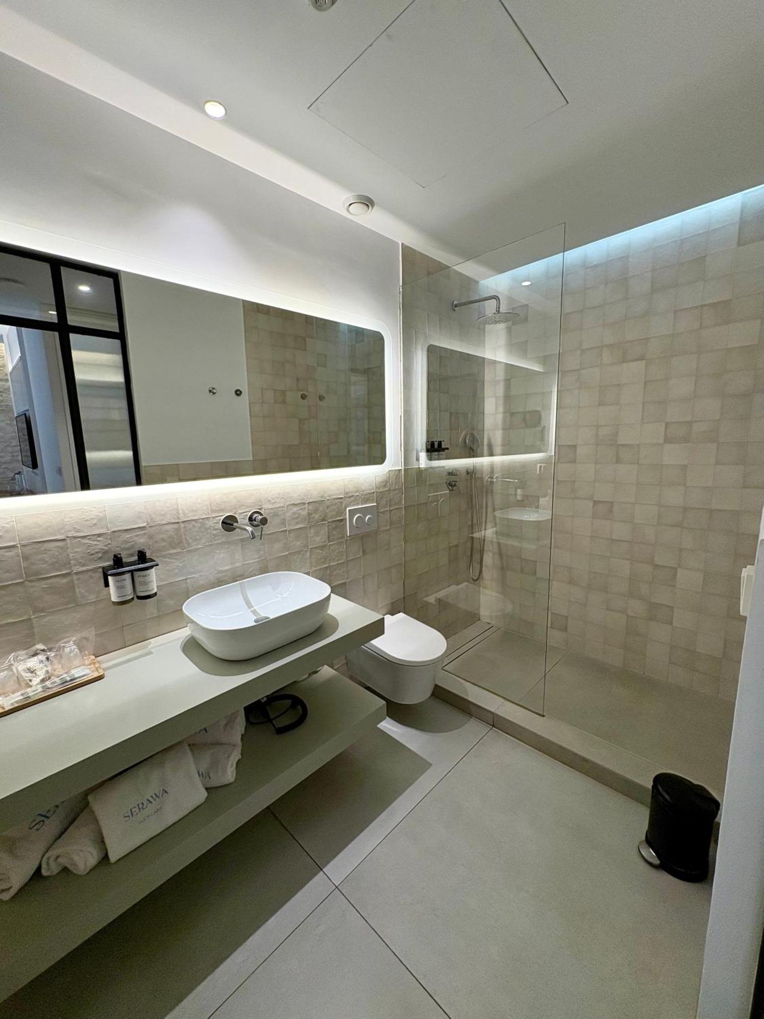 Double or Twin Room Balcony